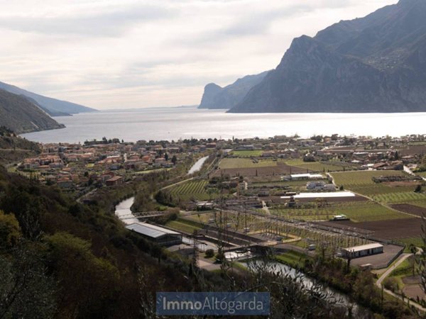 terreno agricolo in vendita a Nago-Torbole in zona Nago