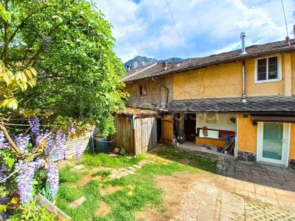 casa indipendente in vendita a Novaledo