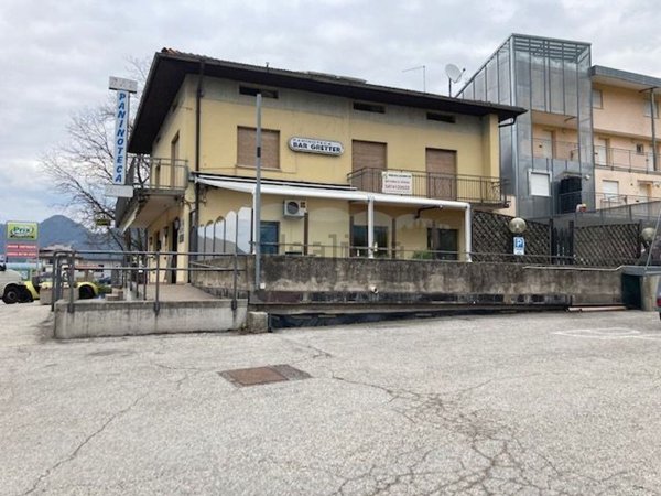 negozio in vendita a Pergine Valsugana