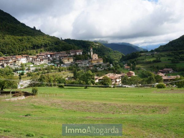 terreno agricolo in vendita a Riva del Garda in zona Campi