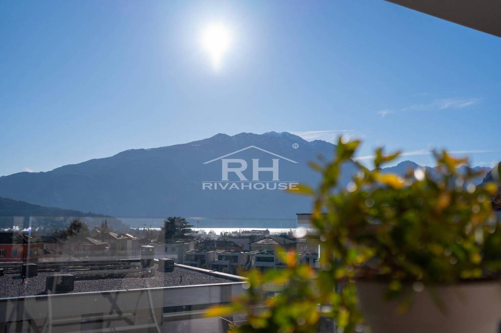 appartamento in vendita a Riva del Garda