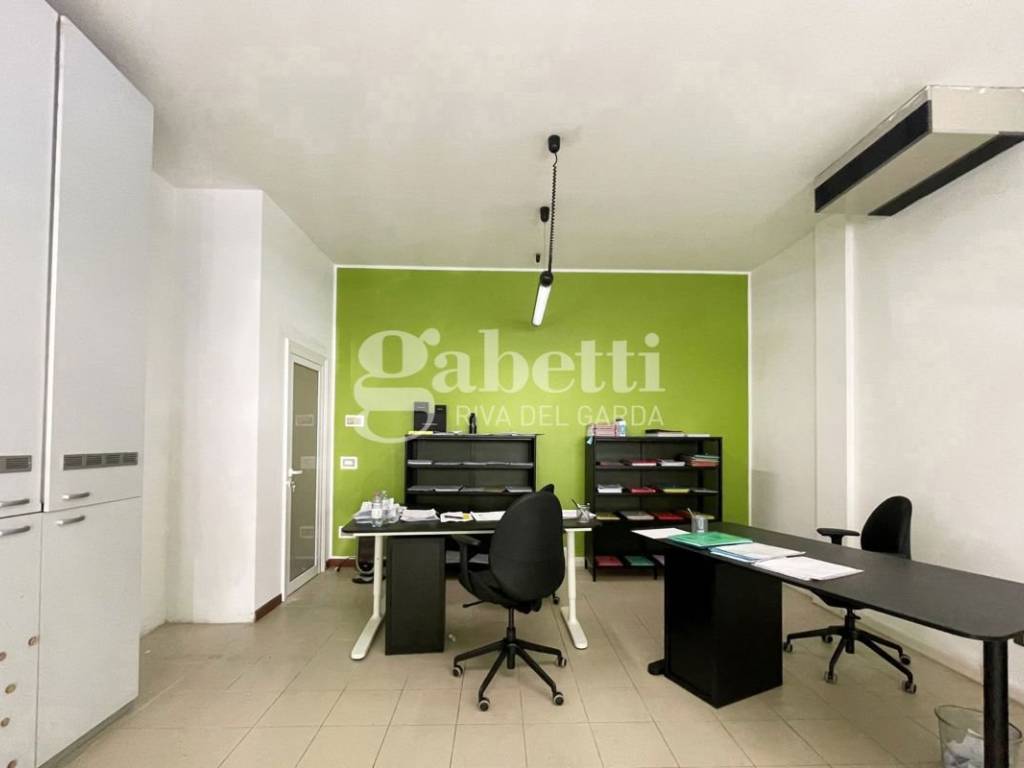 negozio in vendita a Riva del Garda