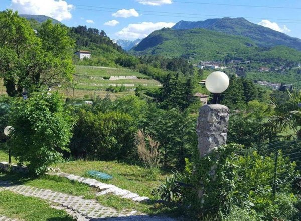 casa indipendente in vendita a Rovereto in zona Noriglio