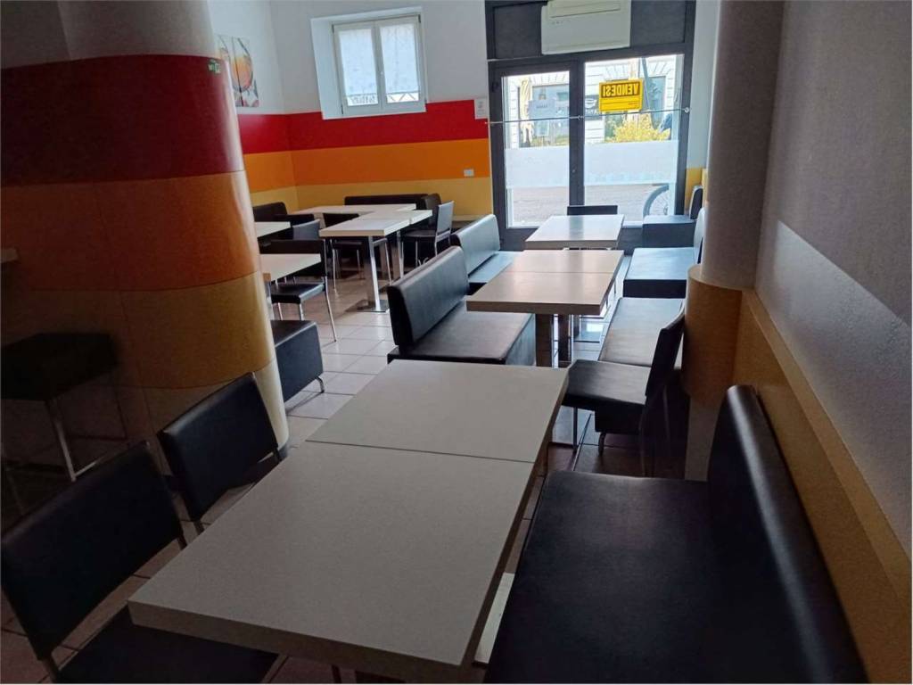 negozio in vendita a Rovereto