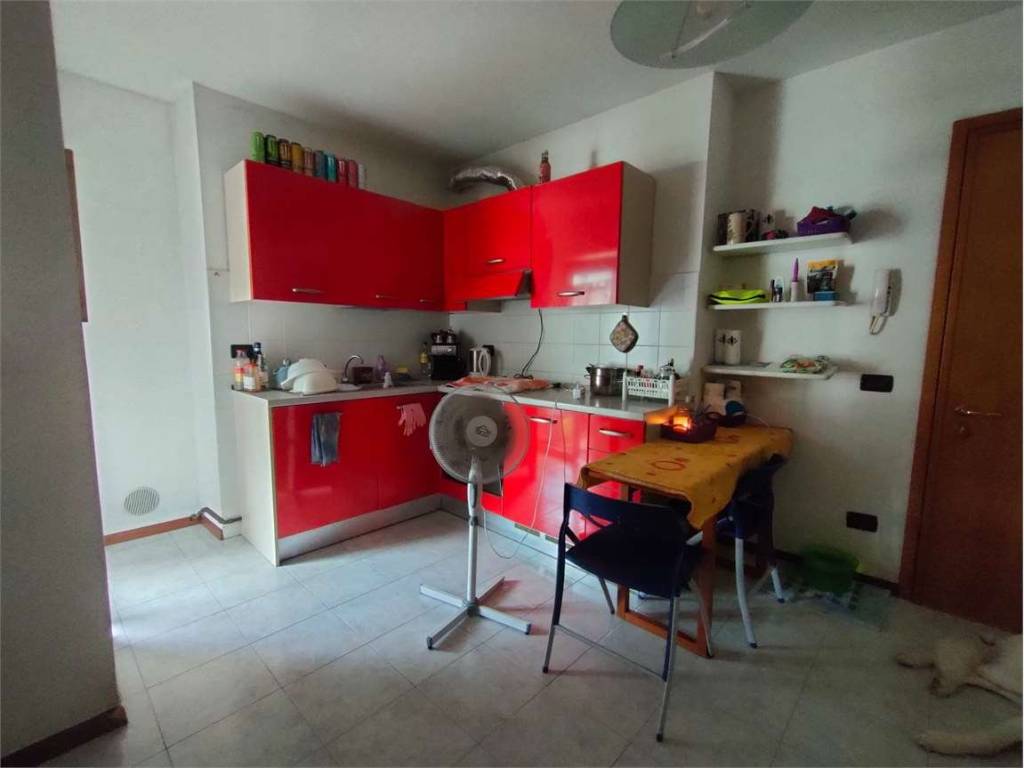 appartamento in vendita a Rovereto in zona Sant'Ilario