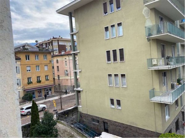 appartamento in vendita a Rovereto in zona Santa Maria