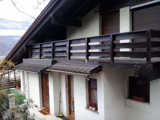 casa indipendente in vendita a Rovereto in zona Santa Maria