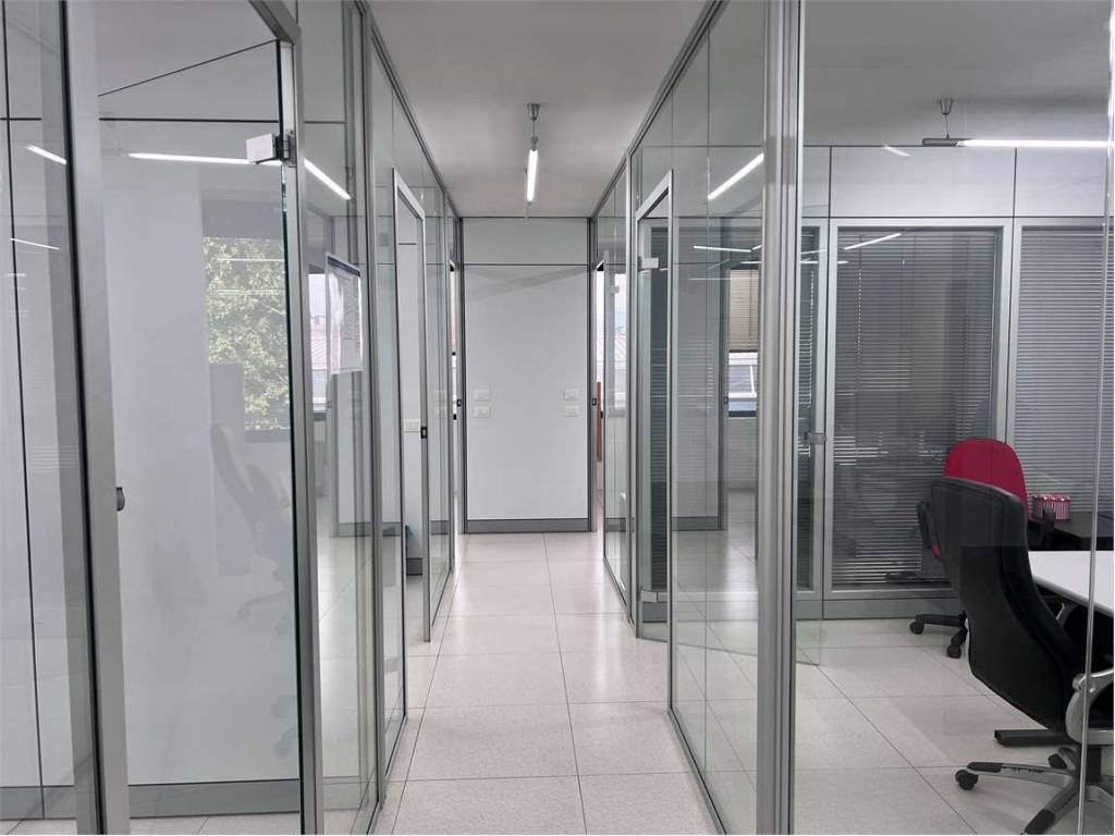 ufficio in vendita a Rovereto