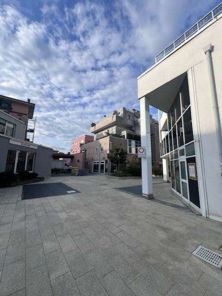 appartamento in vendita a Rovereto in zona Borgo Sacco
