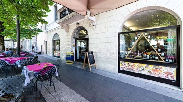 negozio in vendita a Rovereto