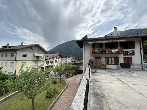 casa indipendente in vendita a Rumo in zona Marcena