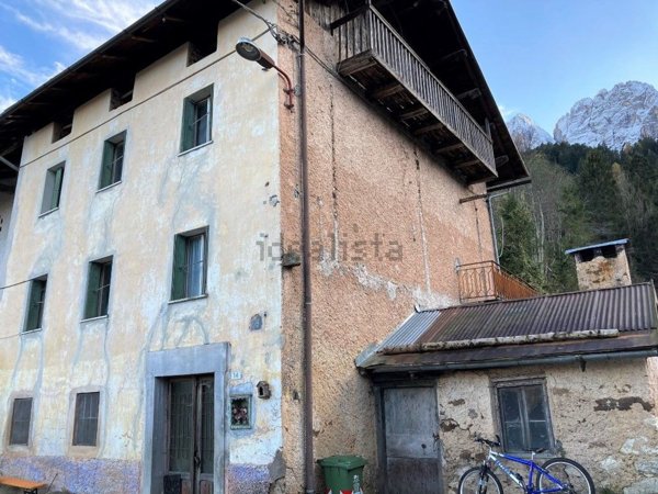 casa indipendente in vendita a Sagron Mis