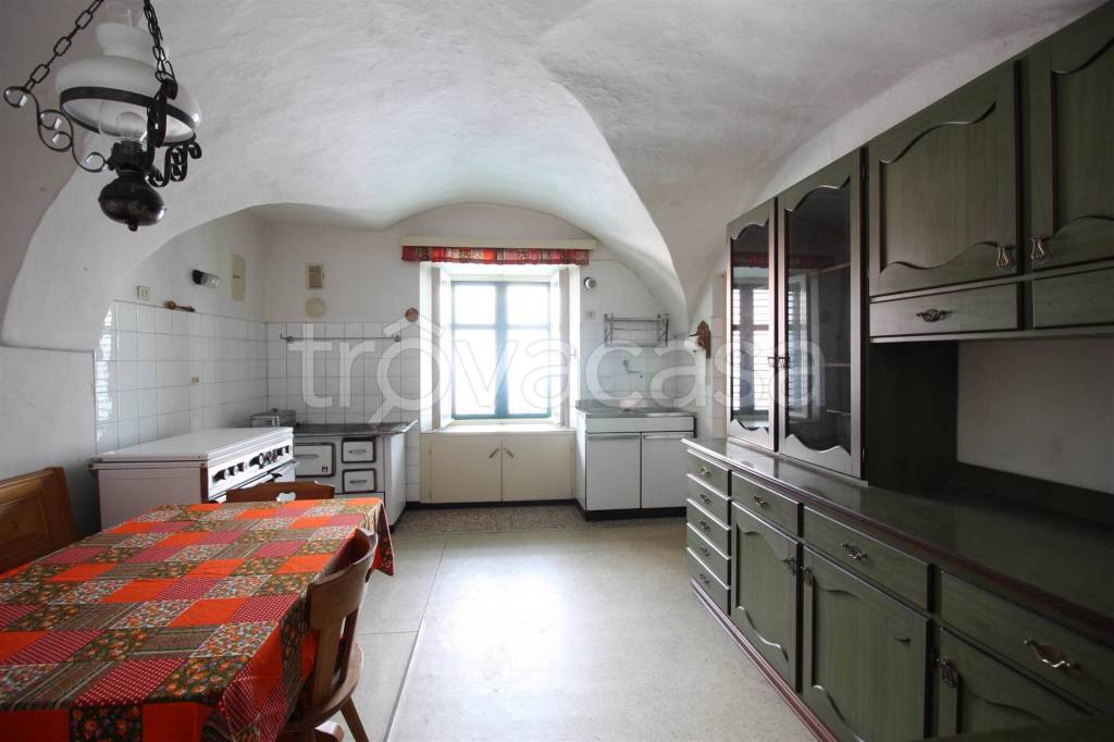 appartamento in vendita a Sover in zona Piscine