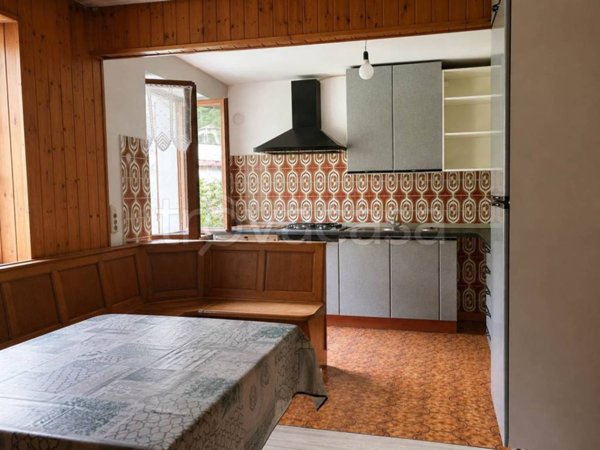 appartamento in vendita a Sover in zona Montesover