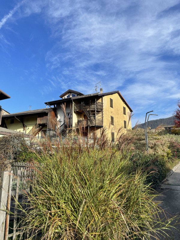 casa semindipendente in vendita a Tenna