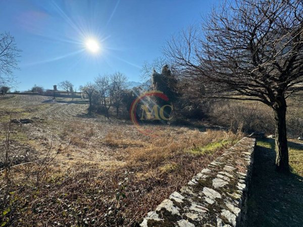 terreno agricolo in vendita a Tenno