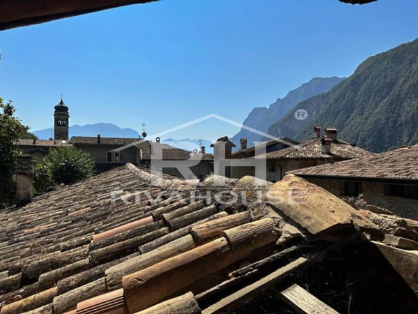 casa indipendente in vendita a Tenno