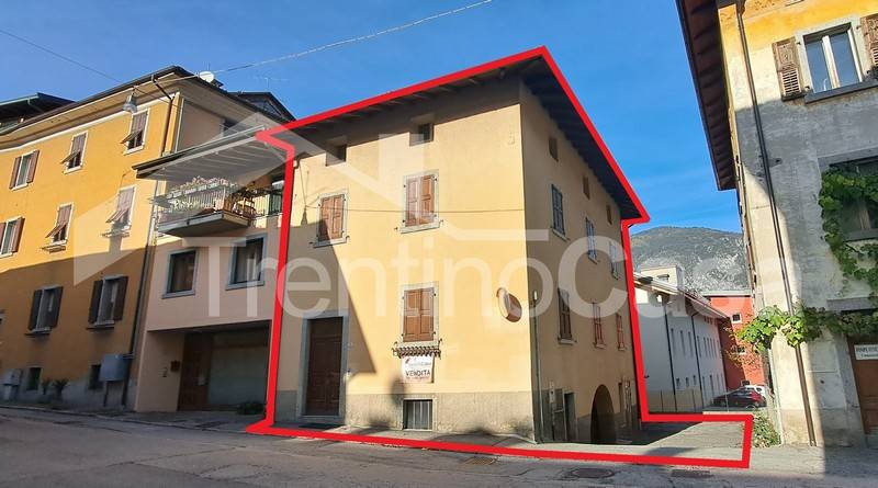 casa indipendente in vendita a Tione di Trento