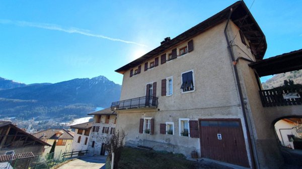 casa indipendente in vendita a Tione di Trento