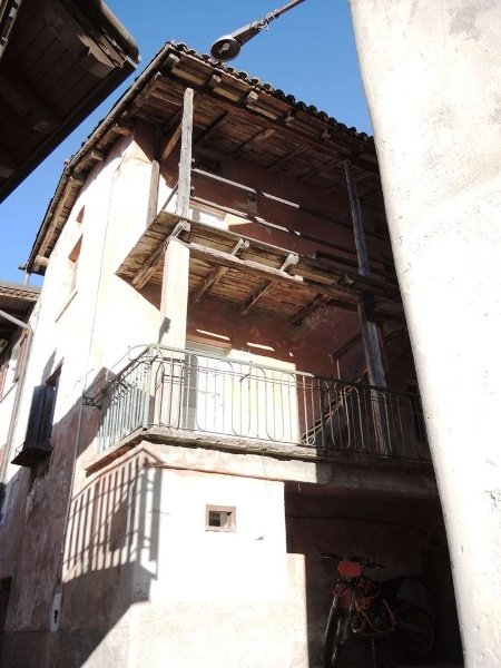 appartamento in vendita a Trambileno in zona Lesi