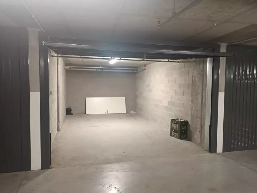 locale di sgombero in vendita a Trento