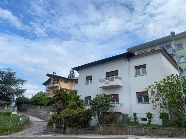 casa indipendente in vendita a Trento in zona Piedicastello