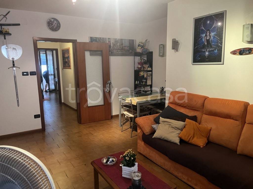 appartamento in vendita a Trento in zona Ravina