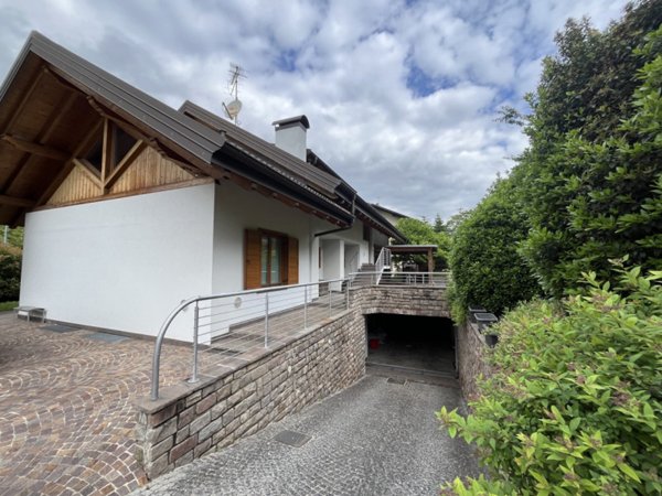 casa indipendente in vendita a Trento in zona Villazzano