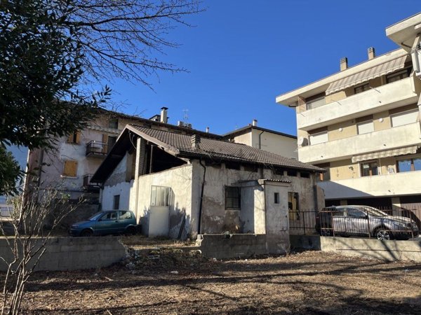 casa indipendente in vendita a Trento in zona Gardolo