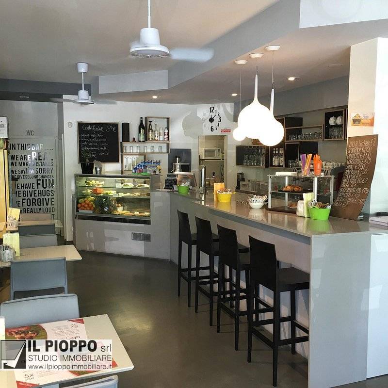 locale commerciale in vendita a Trento