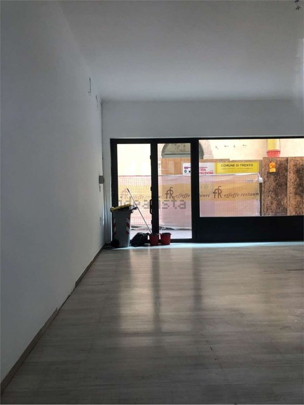 negozio in vendita a Trento