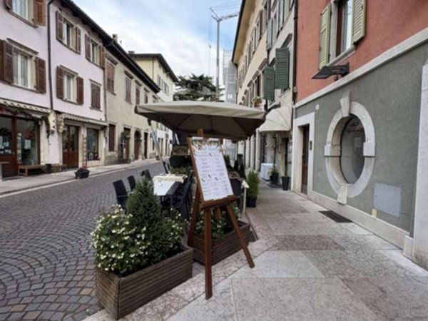 negozio in vendita a Trento in zona Centro Storico
