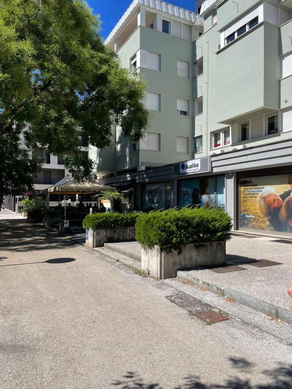 negozio in vendita a Trento
