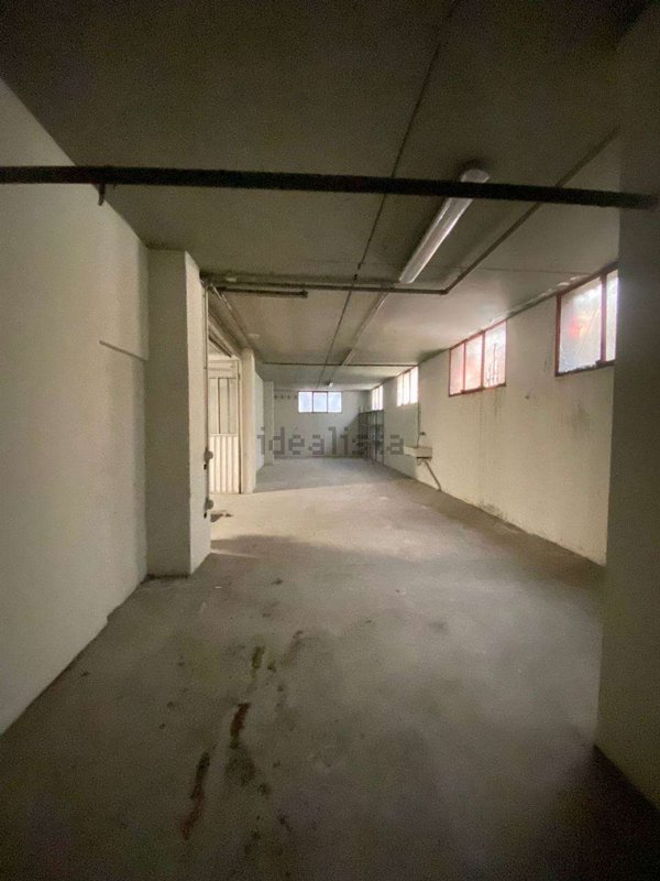 locale di sgombero in vendita a Trento