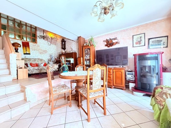 casa indipendente in vendita a Trento in zona Vigo Meano
