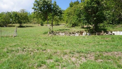 appartamento in vendita a Vallarsa in zona Raossi