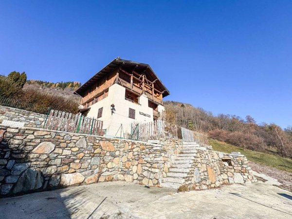 appartamento in vendita a Vermiglio in zona Fraviano