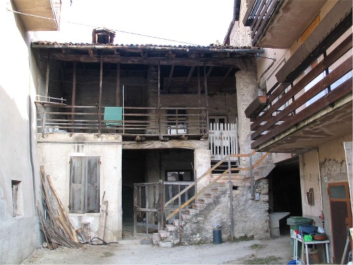 casa indipendente in vendita a Villa Lagarina