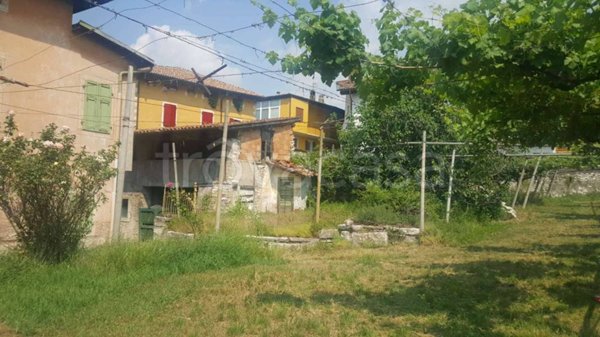 casa indipendente in vendita a Volano