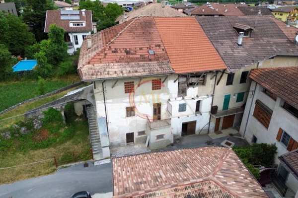 appartamento in vendita a Comano Terme in zona Campo Lomaso