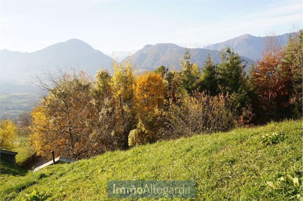 terreno agricolo in vendita a Comano Terme in zona Lundo