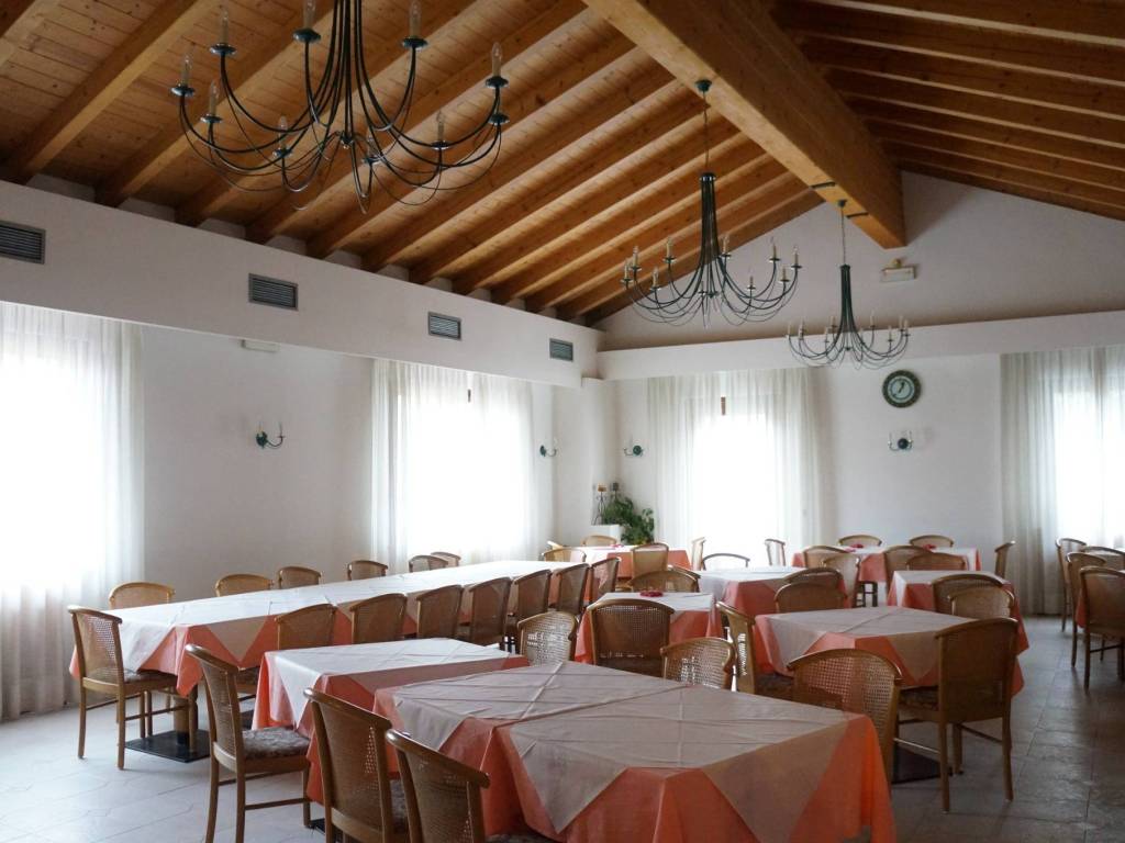 intera palazzina in vendita a Ledro in zona Concei