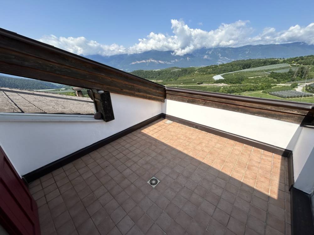 appartamento in vendita a Predaia in zona Vervò