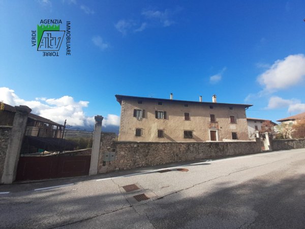 appartamento in vendita a Predaia in zona Taio