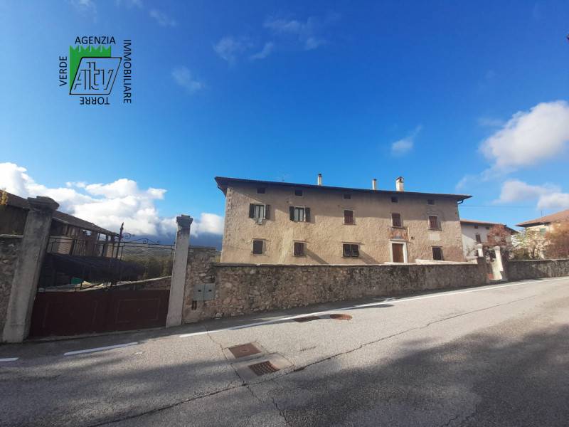 appartamento in vendita a Predaia in zona Taio