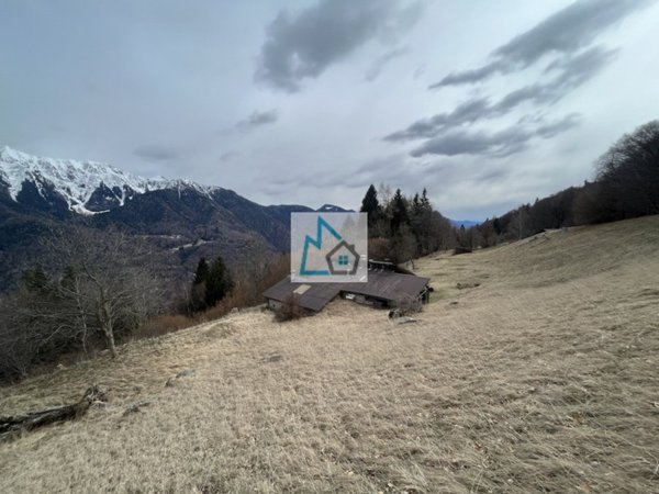 casa indipendente in vendita a Valdaone