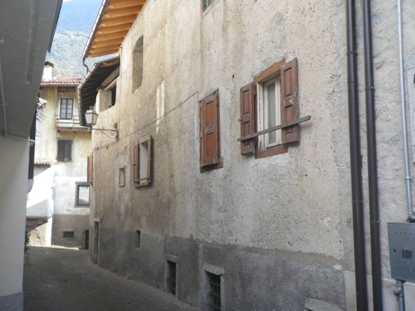 casa indipendente in vendita a Pieve di Bono-Prezzo in zona Pieve di Bono