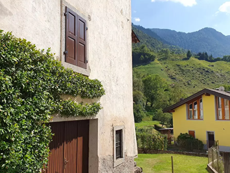 casa indipendente in vendita a Pieve di Bono-Prezzo in zona Por