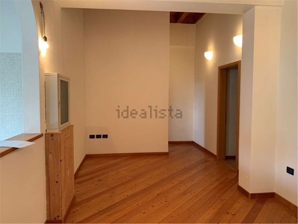 appartamento in vendita ad Altopiano della Vigolana in zona Bosentino