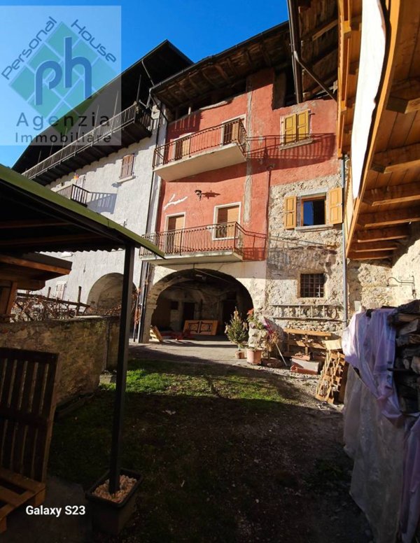appartamento in vendita a Borgo Chiese in zona Cimego